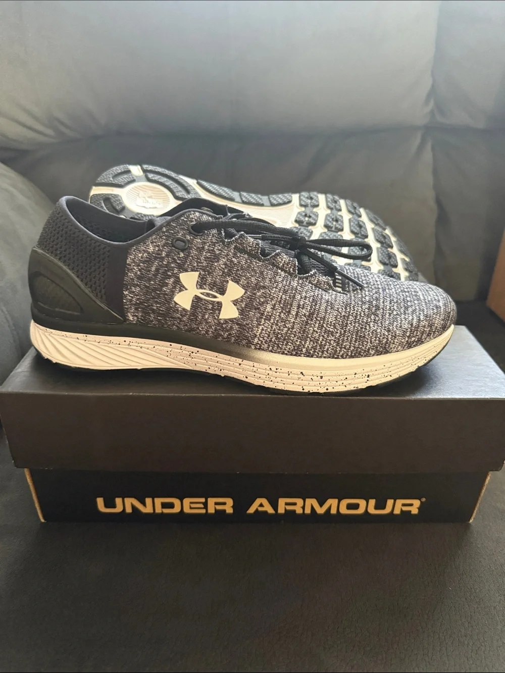 Under Armour Men's Black and Gray Knit Training Shoes